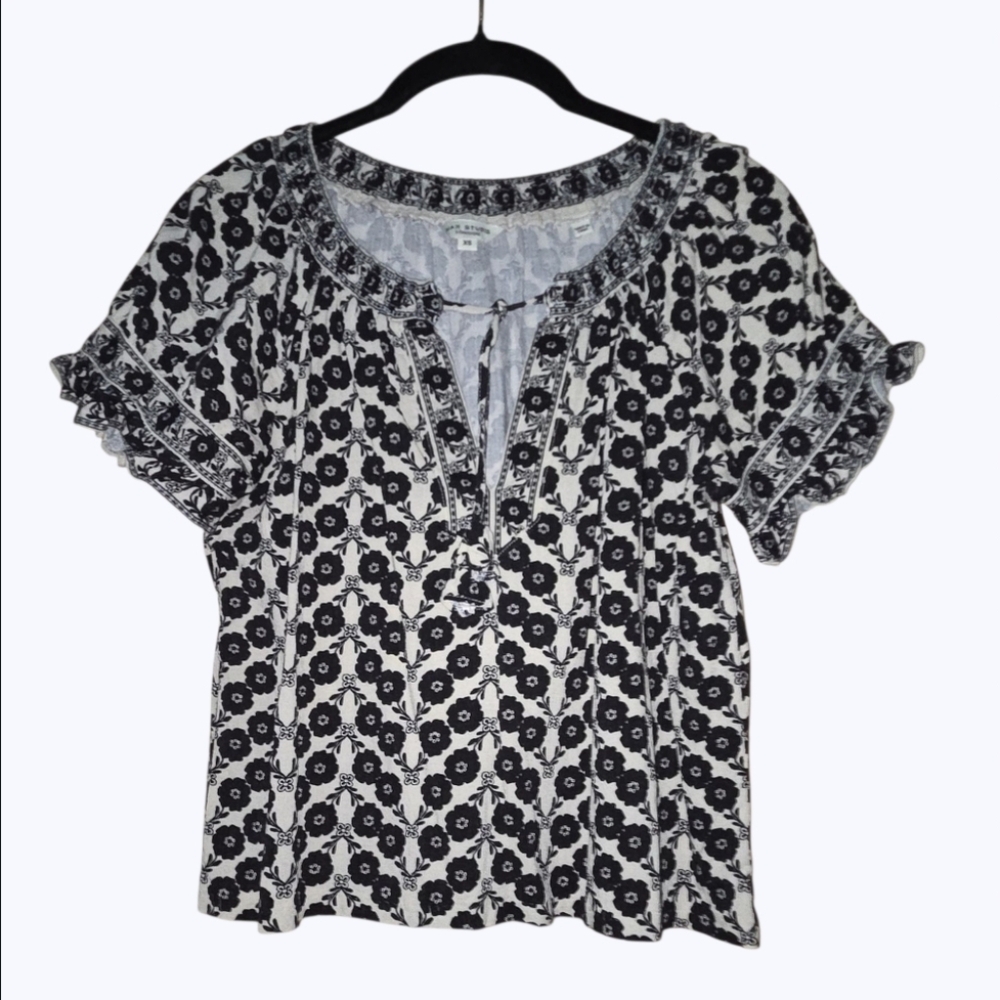 Max Studio Ruffle Sleeve Blouse - Picture 2 of 4